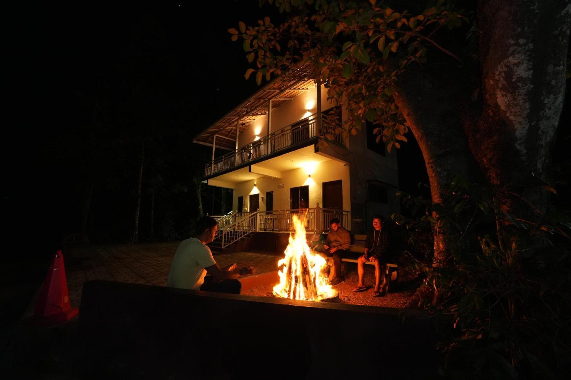 Silver Springs Homestay Chickmagalur Chikmagalūr Exterior foto